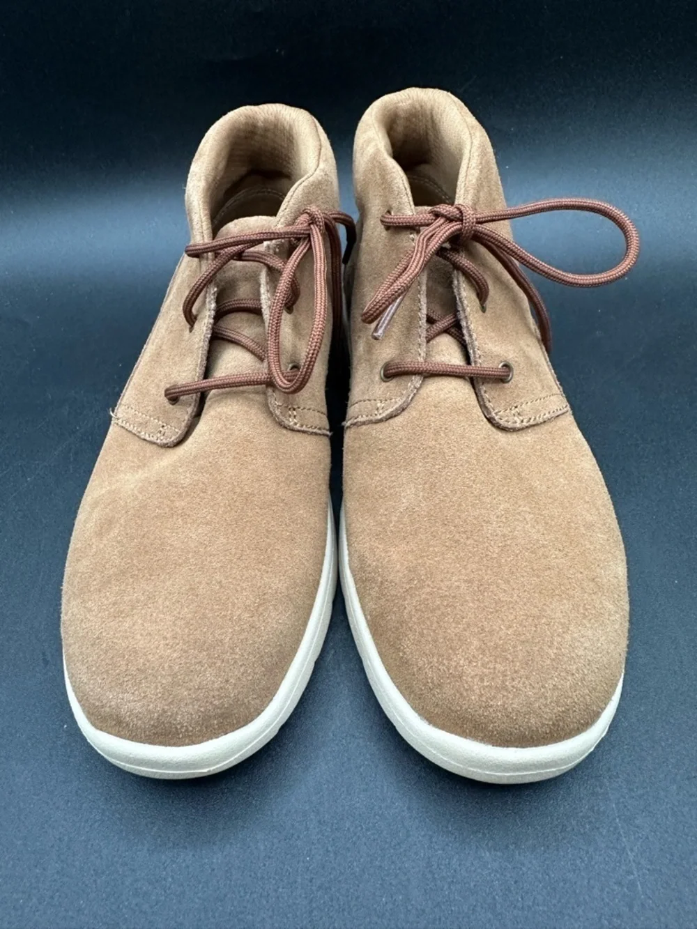 NWOT UGG Boys Canoe II Chukka Boot Chestnut New Sz 3